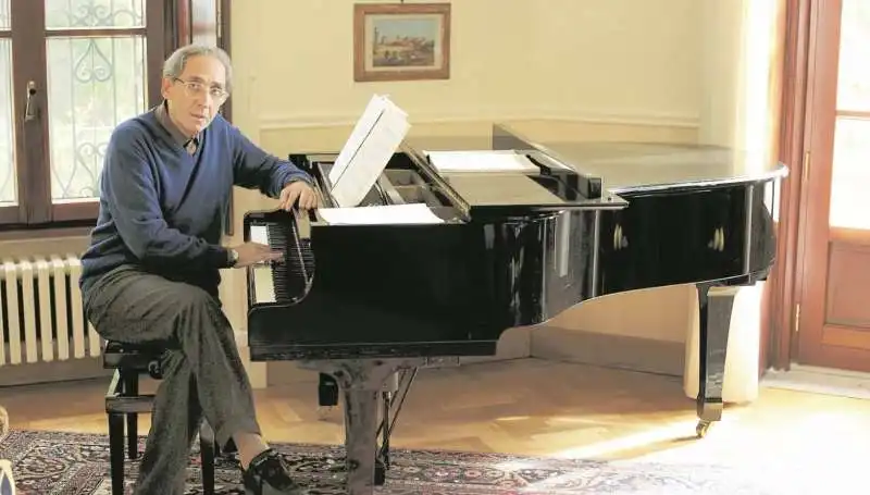 franco battiato nella sua casa di milo   villa grazia 1 1