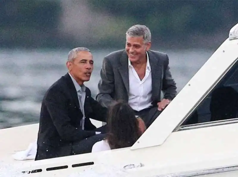 gli obama e i clooney sul lago di como 1