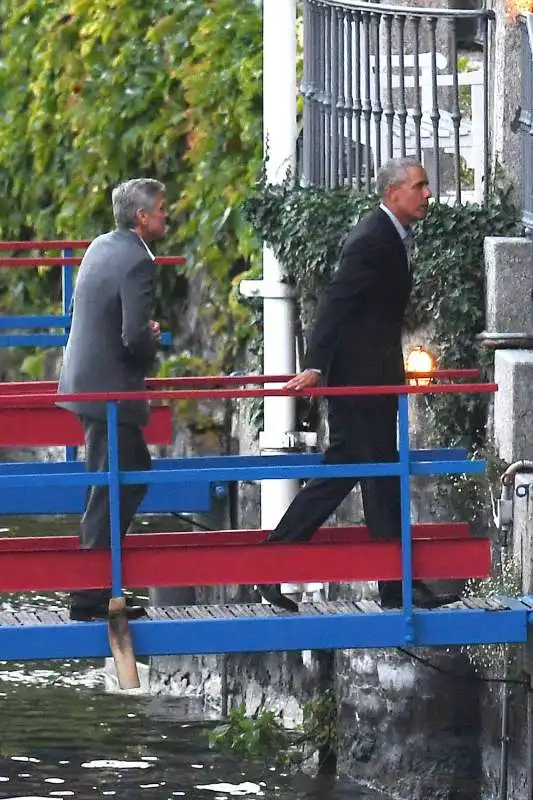 gli obama e i clooney sul lago di como 3