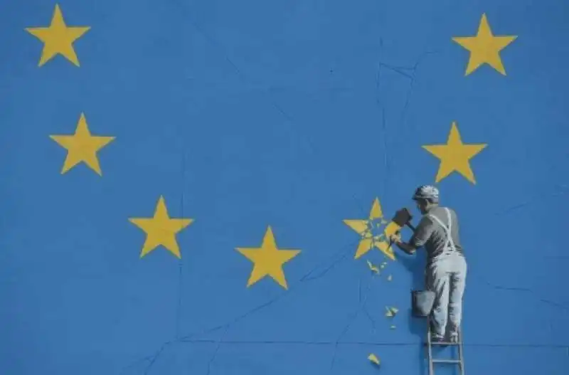 il murale sull'unione europea di banksy a dover 5