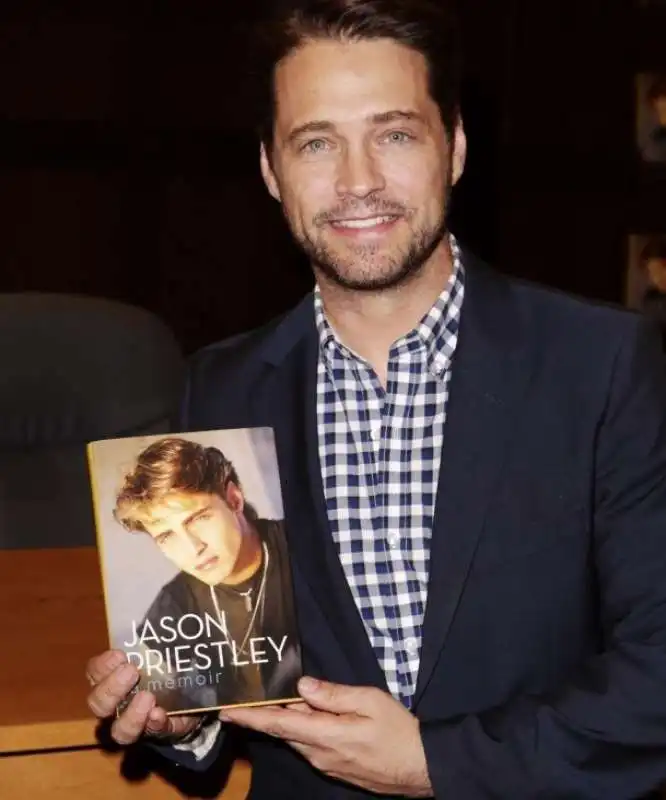 jason priestley 