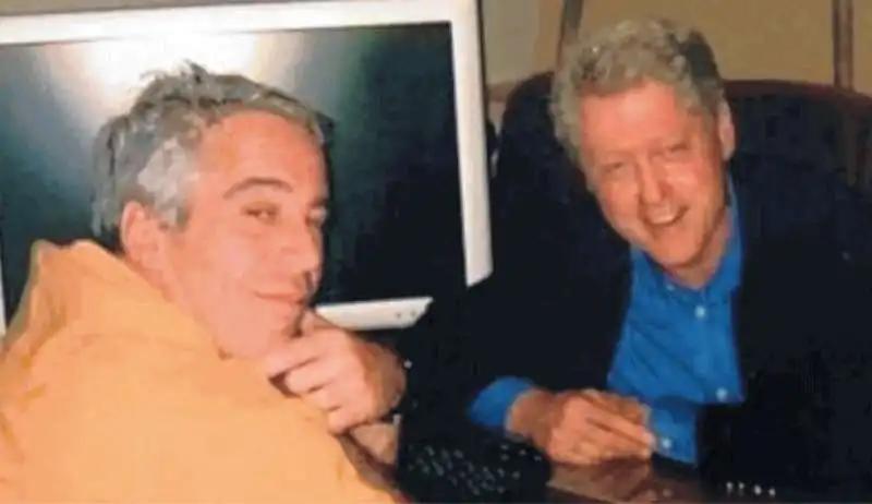 JEFFREY EPSTEIN CON BILL CLINTON