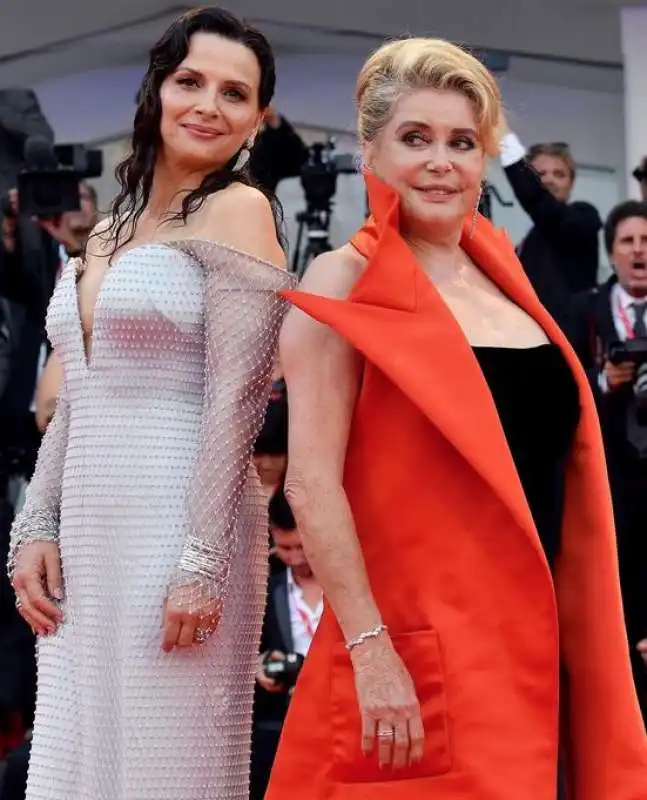 juliette binoche e catherine deneuve