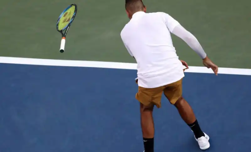 KYRGIOS 9