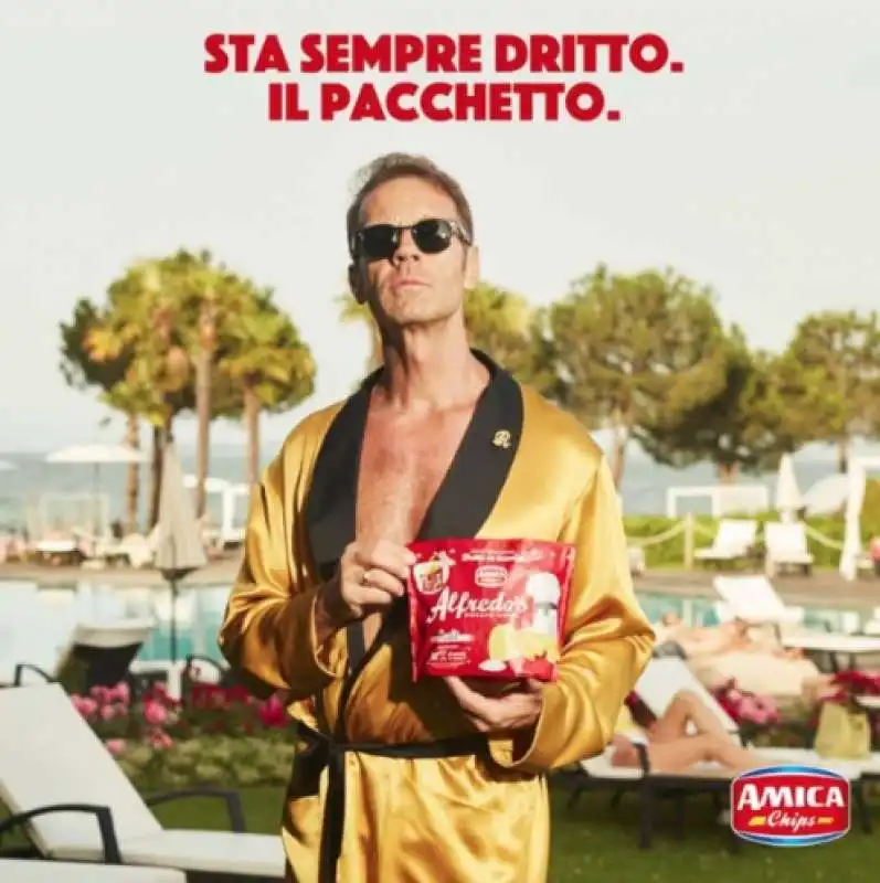 la pubblicita' di amica chips con rocco siffredi 9