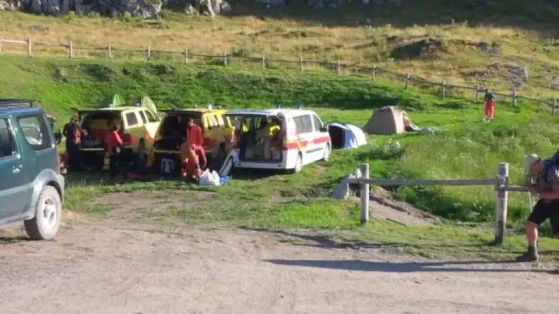 le operazioni di soccorso dello speleologo francese 1