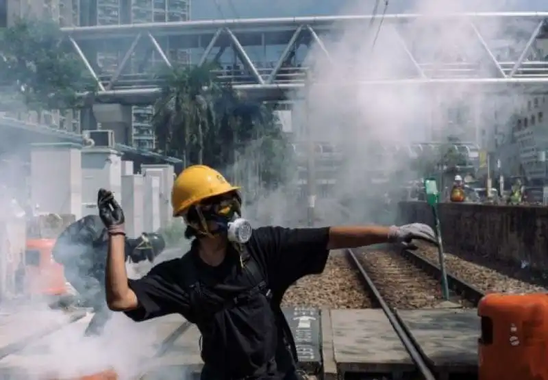 le proteste di hong kong  11