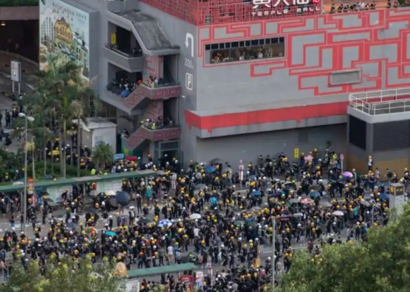 le proteste di hong kong  6