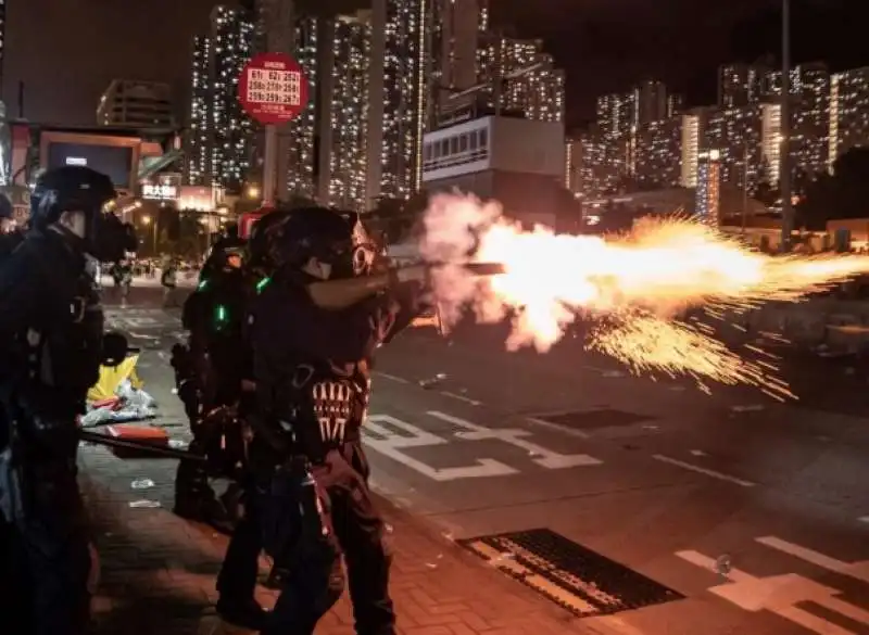 le proteste di hong kong  7