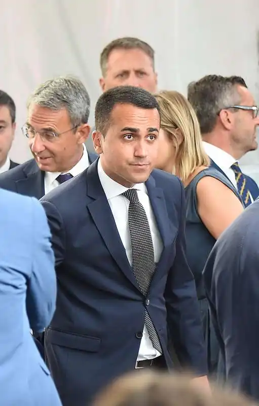 luigi di maio alla commemorazione del crollo del ponte morandi