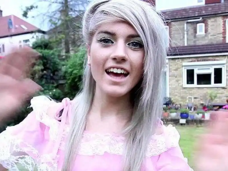 marina joyce 13