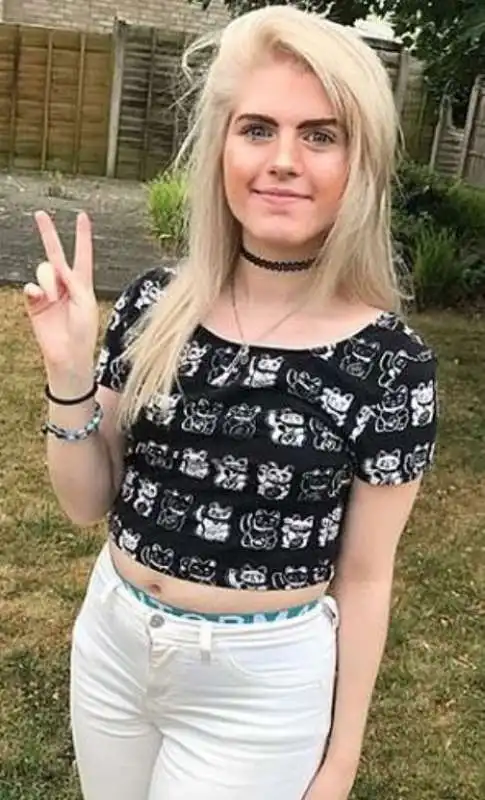 marina joyce 4