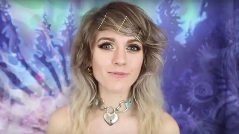 marina joyce 7