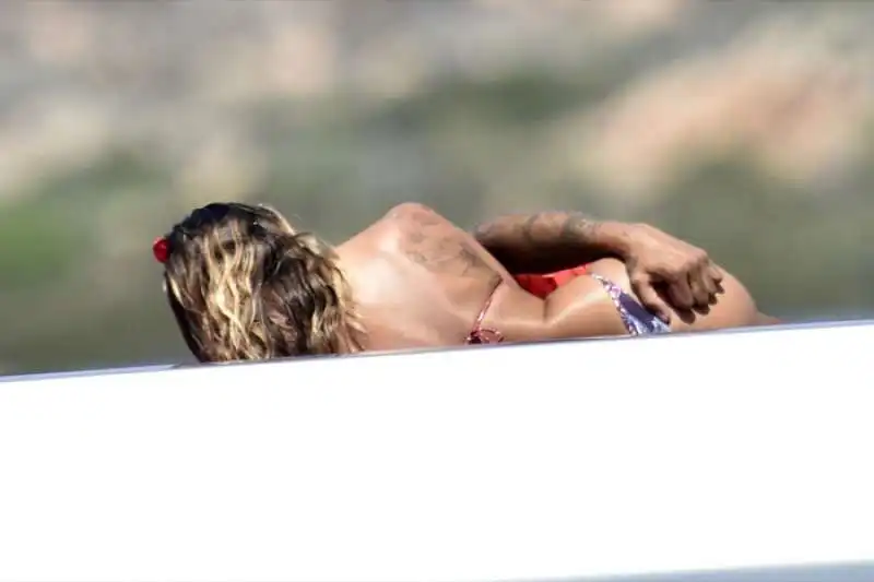 melissa satta e kevin prince boateng di nuovo in love in sardegna – ph ciao pix 36