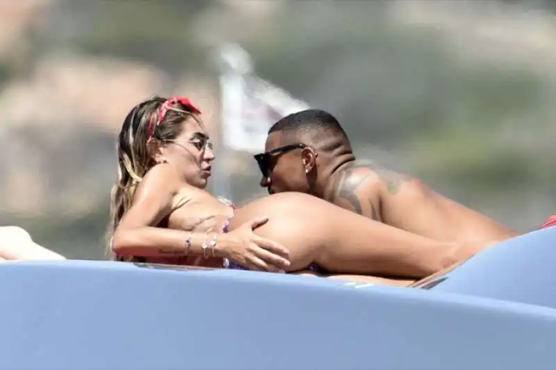 melissa satta e kevin prince boateng di nuovo in love in sardegna – ph ciao pix 37