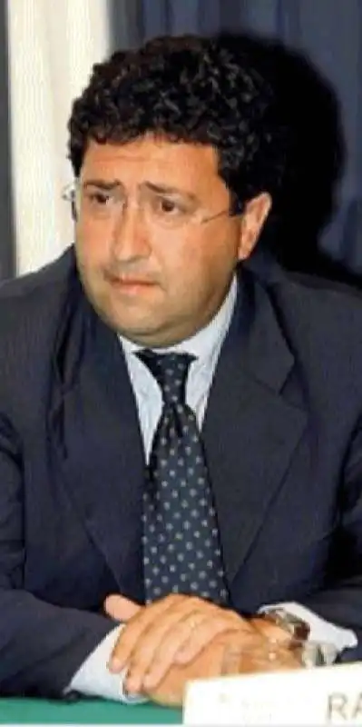 RAFFAELE TOPO