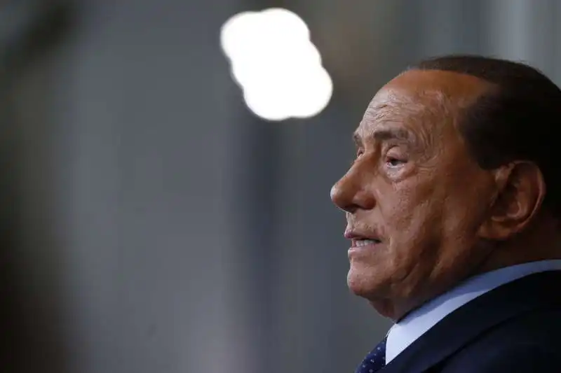 silvio berlusconi 8