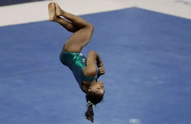 simone biles 18