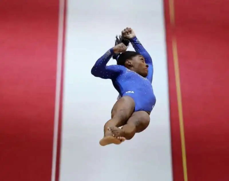 simone biles 6