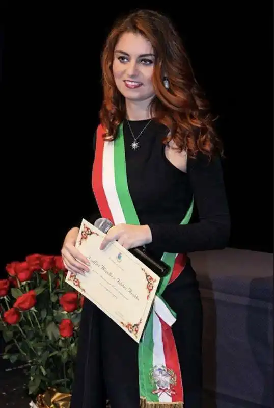 susanna ceccardi. 