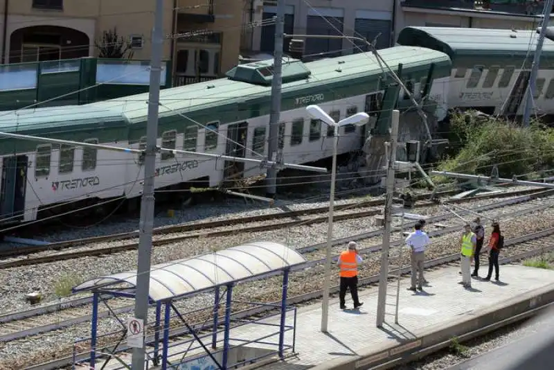 9treno deraglia a carnate