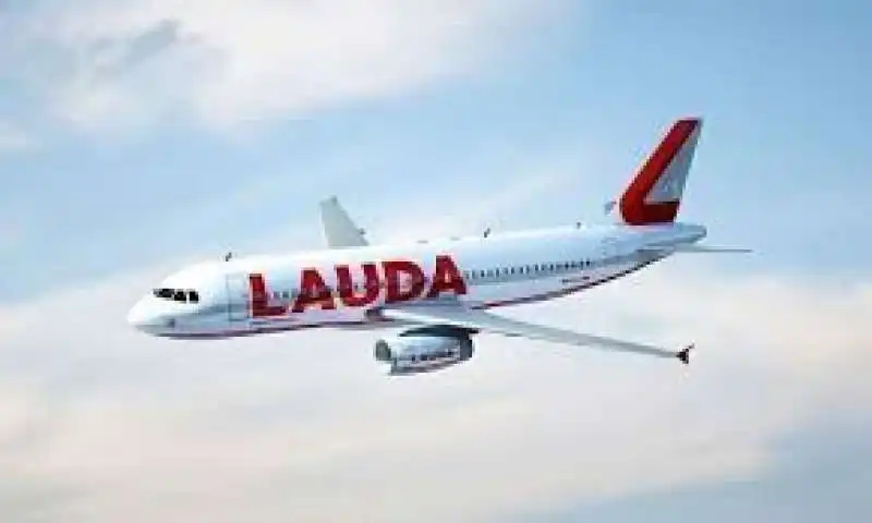 aereo lauda  7