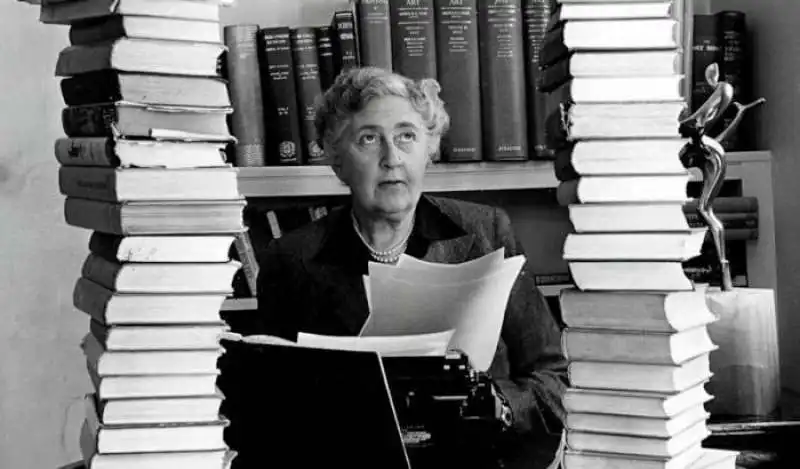 agatha christie 1