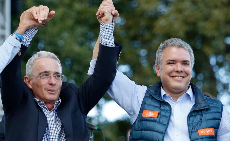 alvaro uribe E ivan duque 1