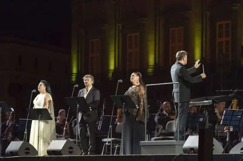 anita rachvelishvili jonas kaufmann anna pirozzi – aida in piazza del plebiscito a napoli   ph francesco squeglia 