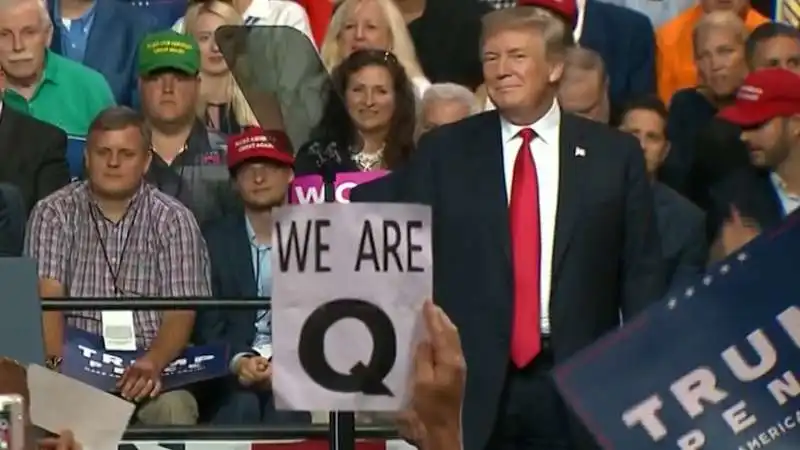 donald trump e qanon 5