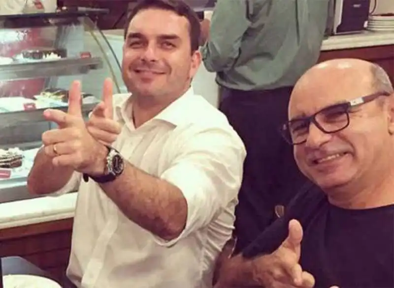 Flavio Bolsonaro FABRICIO QUEIROZ 