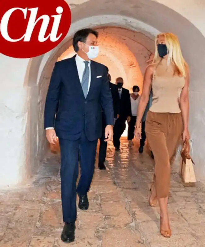 giuseppe conte e olivia paladino  1