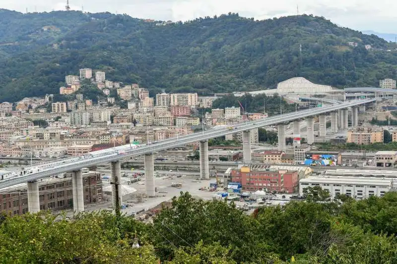 il nuovo ponte di genova pronto per l'inaugurazione