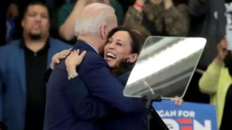 JOE BIDEN E KAMALA HARRIS    