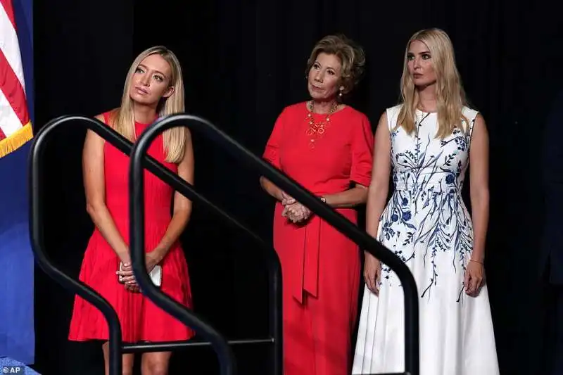 kayleigh mcenany debbie meadows e ivanka trump alla convention repubblicana 2020