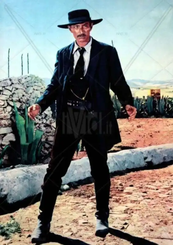 lee van cleef  per qualche dollaro in piu'