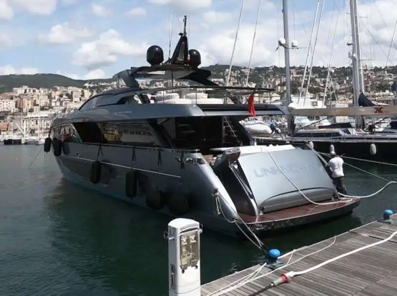 lo yacht di ibrahimovic    