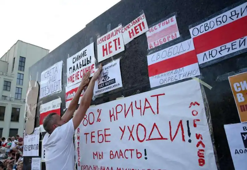 manifestazione di protesta a minsk contro lukashenko 22