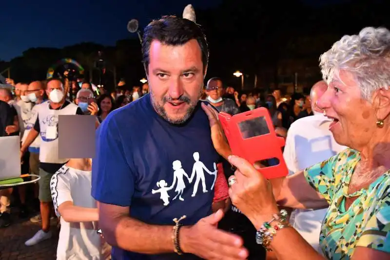 matteo salvini alla festa della lega di cervia   2020 1