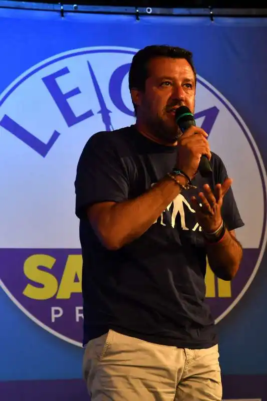 matteo salvini alla festa della lega di cervia   2020 6