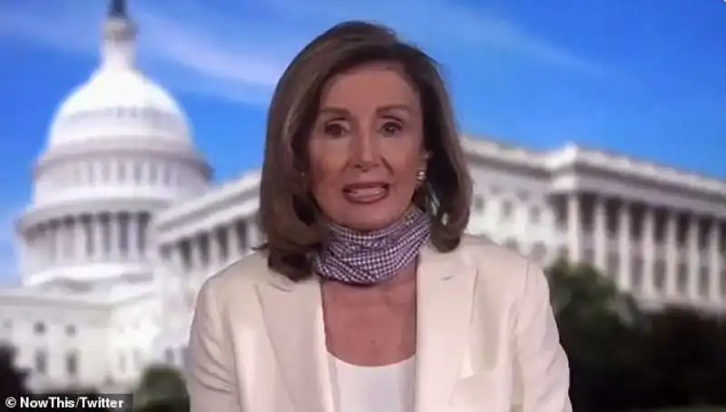 nancy pelosi su zoom 