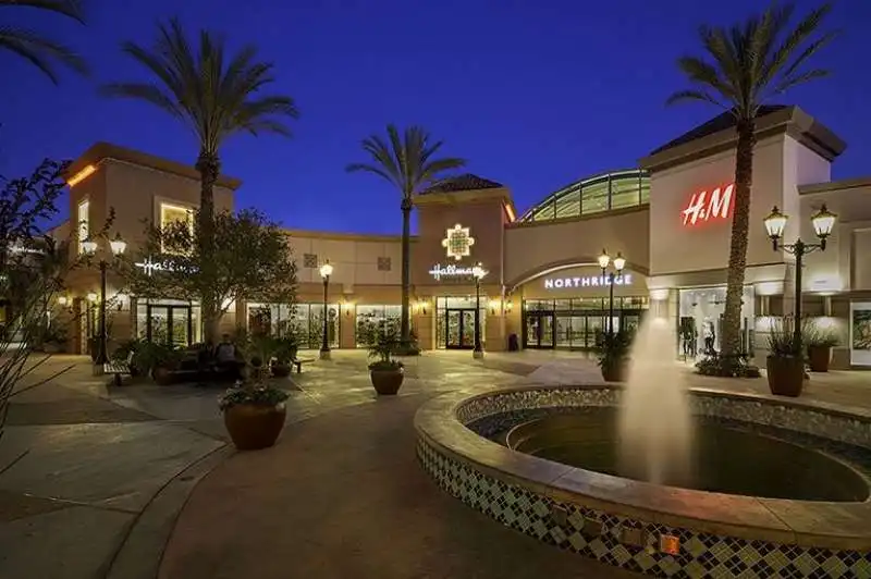 northridge  los angeles mall 