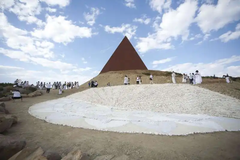 piramide della luce 