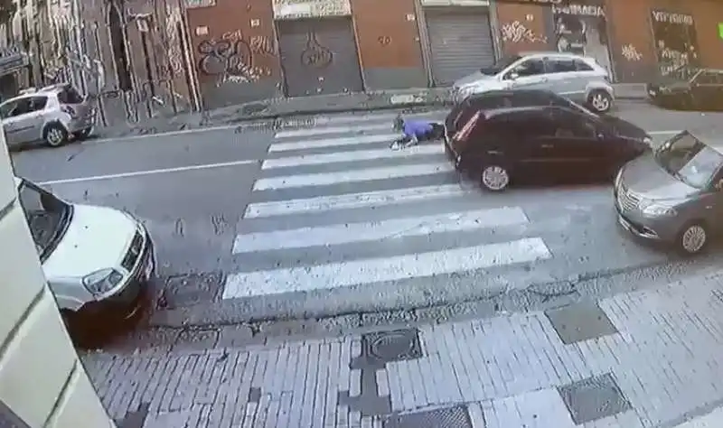 pirata della strada a napoli 2