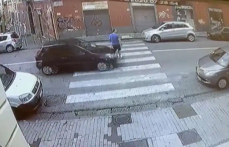 pirata della strada a napoli 3