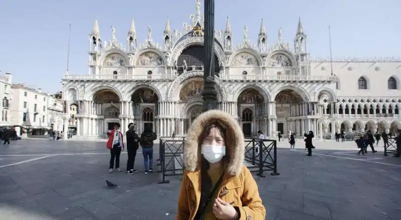 turista cinese a venezia