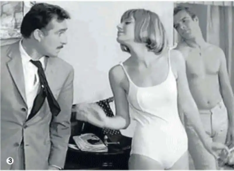 Ugo Tognazzi con la sedicenne Catherine Spaak in La voglia matta