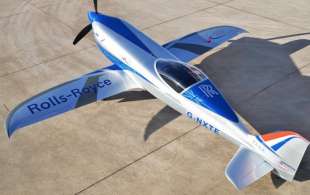 AEREO ELETTRICO SPIRIT OF INNOVATION DELLA ROLLS ROYCE