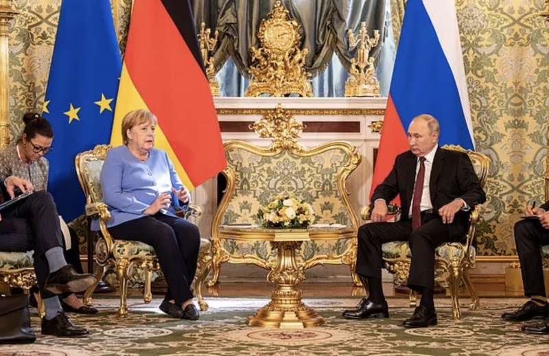 angela merkel vladimir putin