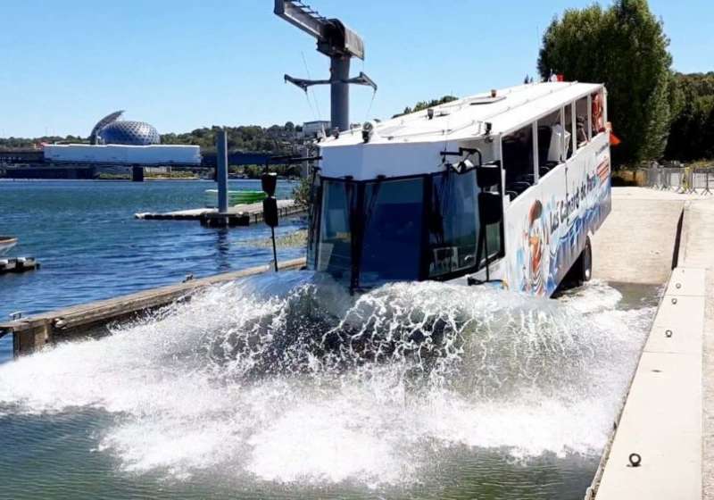 AUTOBUS ANFIBIO PARIGI